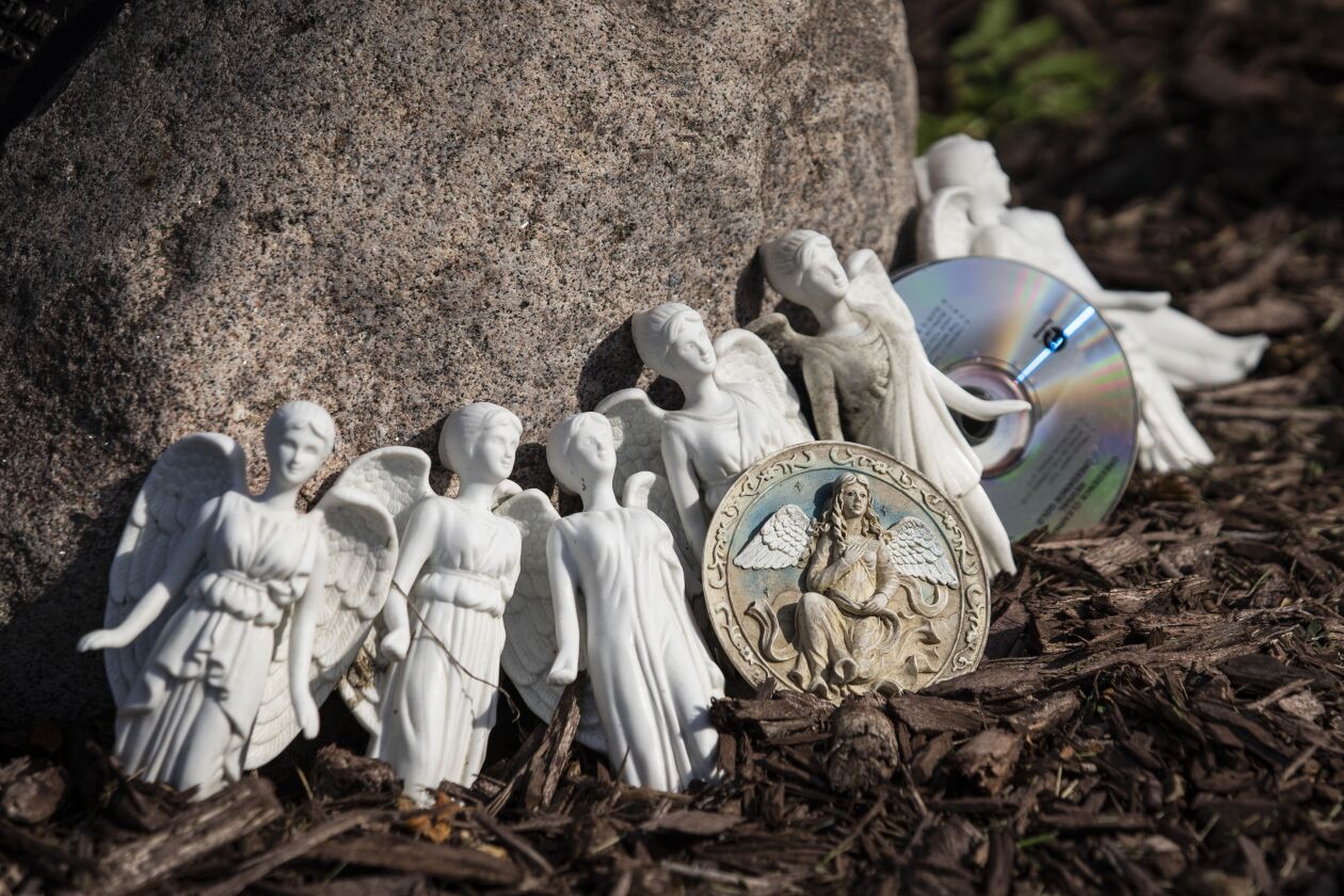 A memorial near the tracks at Algonquin Road and Northwest Highway in Fox River Grove where seven teenagers were killed in a Metra train-school bus crash 25 years ago.